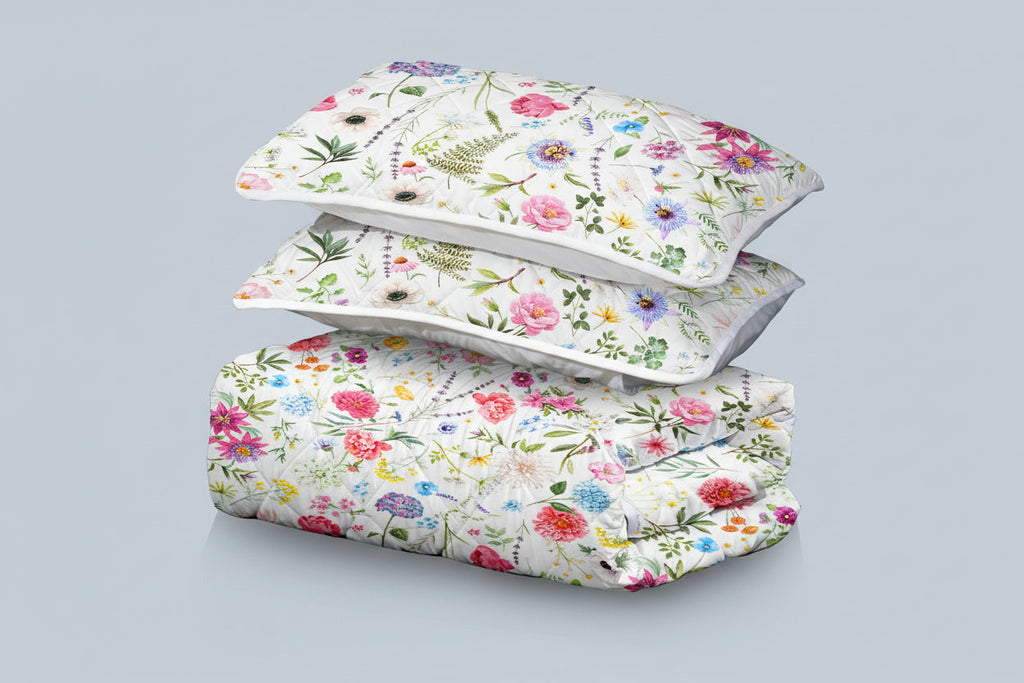 Red Floral Quilt Set – 3 Piece Microfiber Botanical Bedspread Coverlet Bedding Set Twin Full Queen King